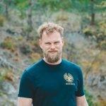 Teun ten Tije met Inner-Breath shirt